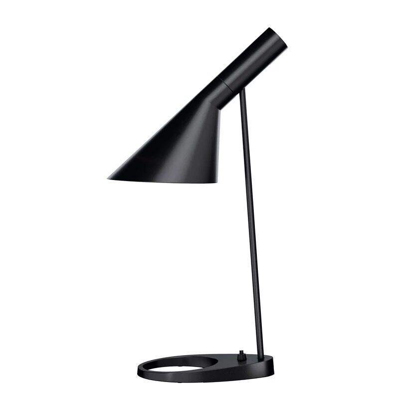 Lámpara réplica de mesa AJ - Negro