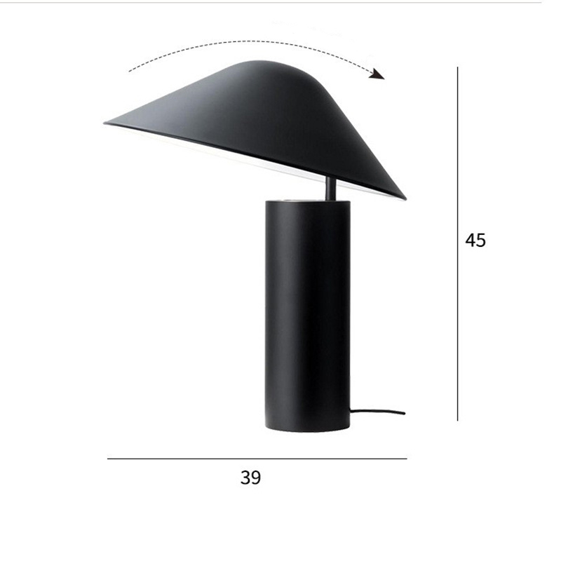Lámpara réplica de mesa D